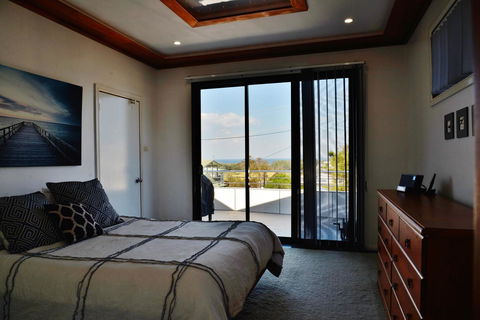 The Boat House - Phillip Island Accommodation 11