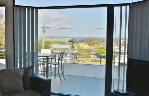 The Boat House - Phillip Island Accommodation 1