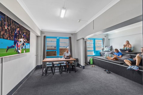 Ady's Place Backpackers, Sydney - Phillip Island Accommodation 7