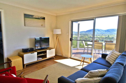 Coastwatch, 26 Comara Terrace - Phillip Island Accommodation 3