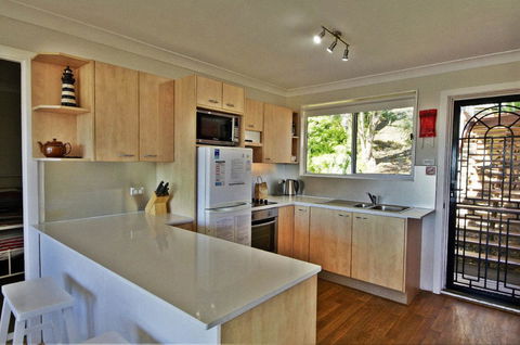 Coastwatch, 26 Comara Terrace - Phillip Island Accommodation 2