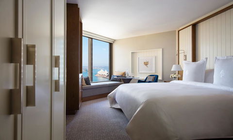 Four Seasons Hotel Sydney - Phillip Island Accommodation 11