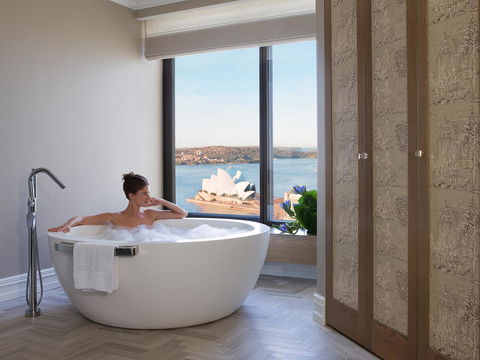 Four Seasons Hotel Sydney - Phillip Island Accommodation 39