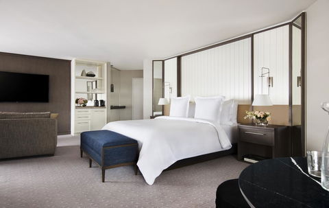 Four Seasons Hotel Sydney - Phillip Island Accommodation 2