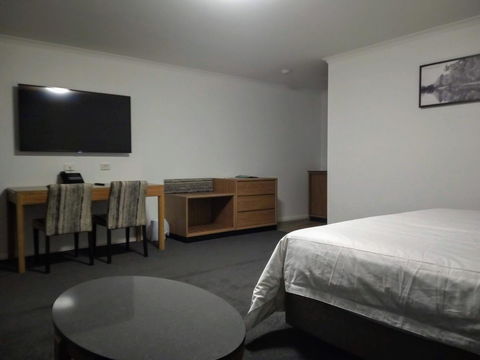 Winning Post Motor Inn - Phillip Island Accommodation 7