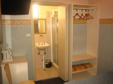 Hotel 59 Sydney - Phillip Island Accommodation 24