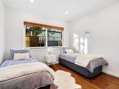 The Beach House Terrigal - Phillip Island Accommodation 10