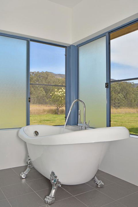 JE Guesthouse, Central To All The Hunter Valley Has To Offer - Phillip Island Accommodation 26