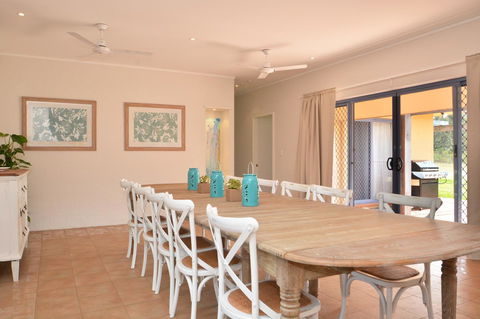 JE Guesthouse, Central To All The Hunter Valley Has To Offer - Phillip Island Accommodation 8