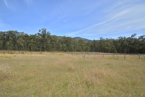 JE Guesthouse, Central To All The Hunter Valley Has To Offer - Phillip Island Accommodation 42