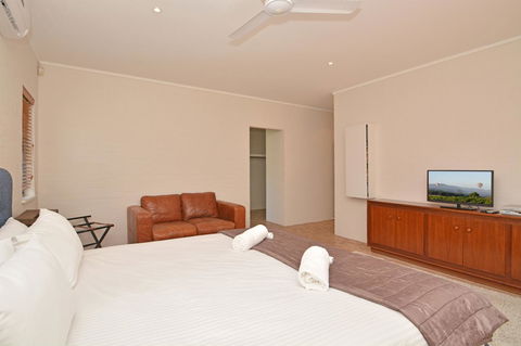 JE Guesthouse, Central To All The Hunter Valley Has To Offer - Phillip Island Accommodation 18