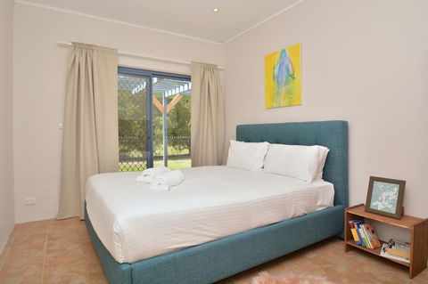 JE Guesthouse, Central To All The Hunter Valley Has To Offer - Phillip Island Accommodation 31