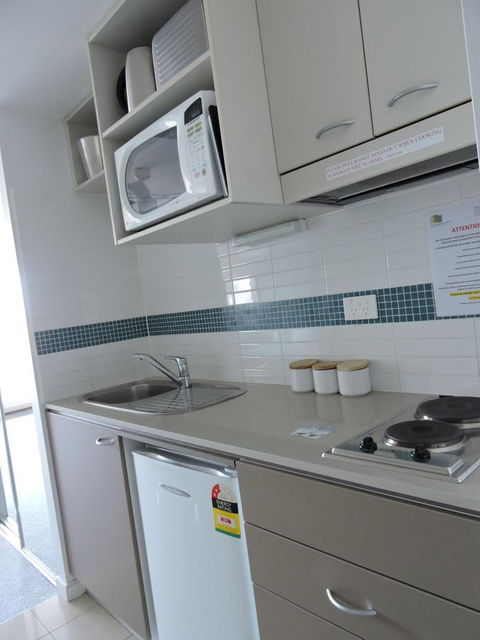 BASE Holidays - Ettalong Beach Premium Apartments - Phillip Island Accommodation 21