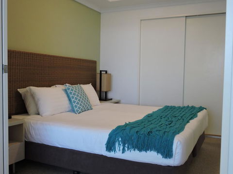 BASE Holidays - Ettalong Beach Premium Apartments - Phillip Island Accommodation 15