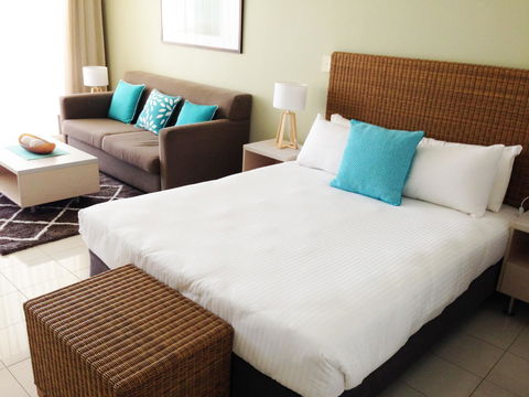 BASE Holidays - Ettalong Beach Premium Apartments - Phillip Island Accommodation 38