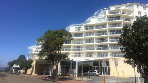 BASE Holidays - Ettalong Beach Premium Apartments - Phillip Island Accommodation 0