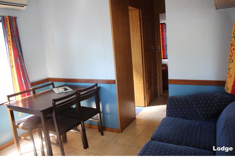 Lani\'s Holiday Island - Phillip Island Accommodation 24