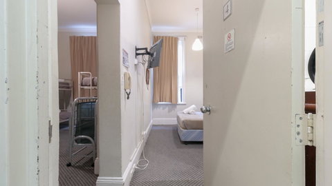 Woolbrokers Hotel - Phillip Island Accommodation 8