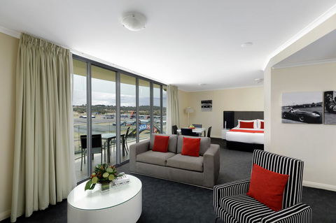 Rydges Mount Panorama Bathurst - Phillip Island Accommodation 21