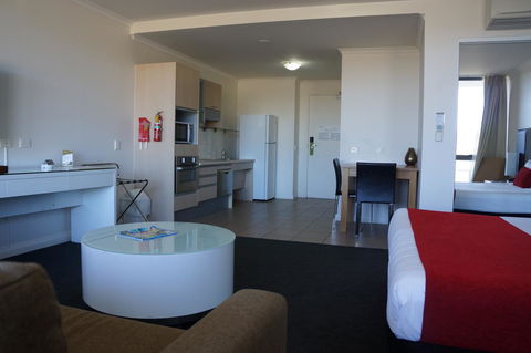 Rydges Mount Panorama Bathurst - Phillip Island Accommodation 2