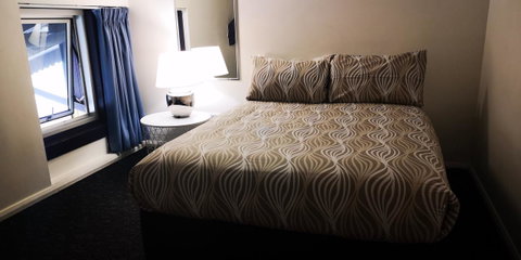 Railway Square YHA - Phillip Island Accommodation 5