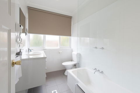 Wagga RSL Club Motel - Phillip Island Accommodation 11