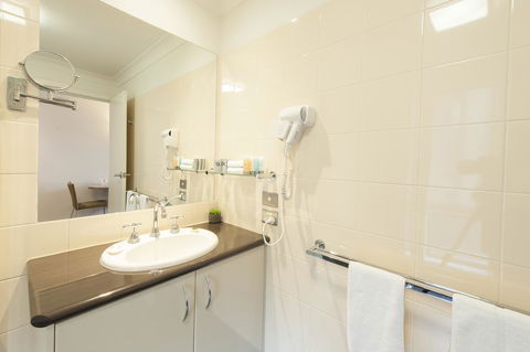 Wagga RSL Club Motel - Phillip Island Accommodation 2