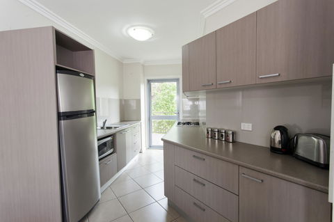 Bluegum Apartments Newcastle - Phillip Island Accommodation 9