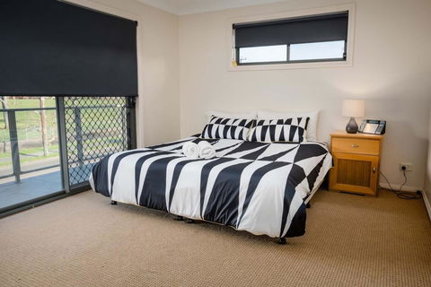 Bluegum Apartments Newcastle - Phillip Island Accommodation 16