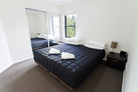 Bluegum Apartments Newcastle - Phillip Island Accommodation 10