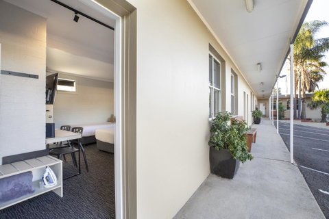 Nightcap At Colyton Hotel - Phillip Island Accommodation 38