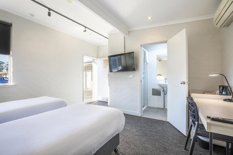 Nightcap At Colyton Hotel - Phillip Island Accommodation 14