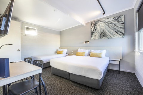 Nightcap At Colyton Hotel - Phillip Island Accommodation 39