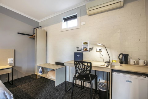 Nightcap At Colyton Hotel - Phillip Island Accommodation 21