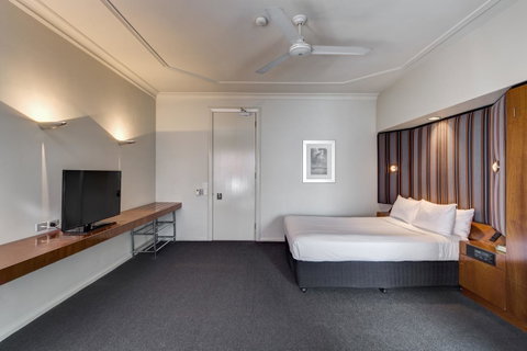Regents Court Sydney - Phillip Island Accommodation 4