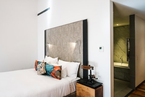 The Old Clare Hotel, Independent Collection By EVT - Phillip Island Accommodation 18