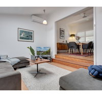 Spacious cottage with views 10 mins from the city - Phillip Island Accommodation