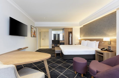 Furama Darling Harbour - Phillip Island Accommodation 17