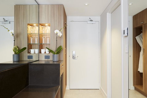 Furama Darling Harbour - Phillip Island Accommodation 40