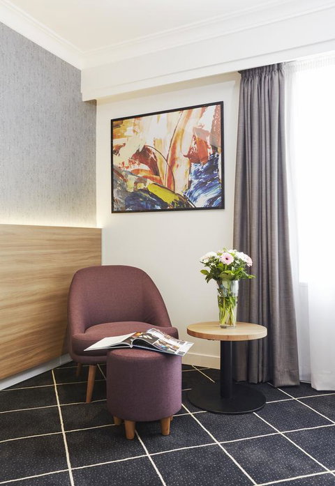 Furama Darling Harbour - Phillip Island Accommodation 5