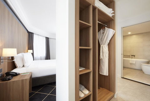 Furama Darling Harbour - Phillip Island Accommodation 35