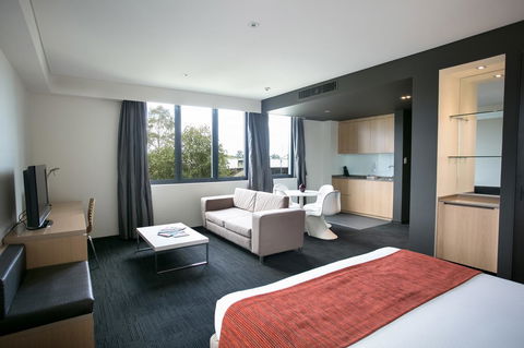 Alpha Hotel Eastern Creek - Phillip Island Accommodation 16