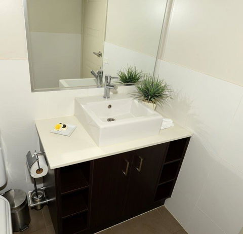 Yarrawonga Waterfront Apartments - Phillip Island Accommodation 6