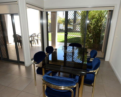 Yarrawonga Waterfront Apartments - Phillip Island Accommodation 8
