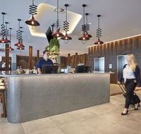 Holiday Inn Express Newcastle - Phillip Island Accommodation