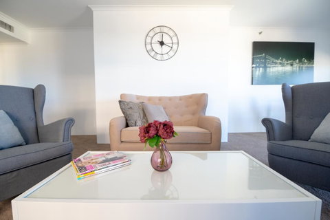 Castle Serviced Apartments - Phillip Island Accommodation 21