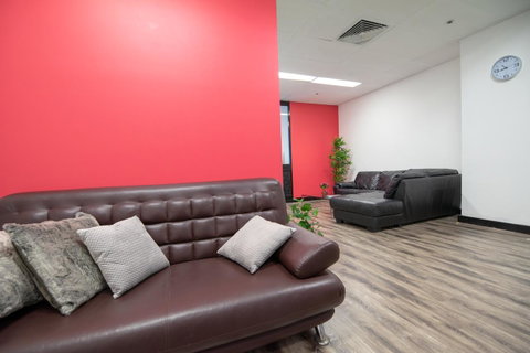 Castle Serviced Apartments - Phillip Island Accommodation 24