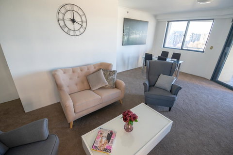 Castle Serviced Apartments - Phillip Island Accommodation 28