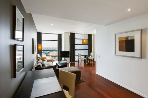 Fraser Suites Sydney - Phillip Island Accommodation 9