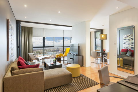 Fraser Suites Sydney - Phillip Island Accommodation 21
